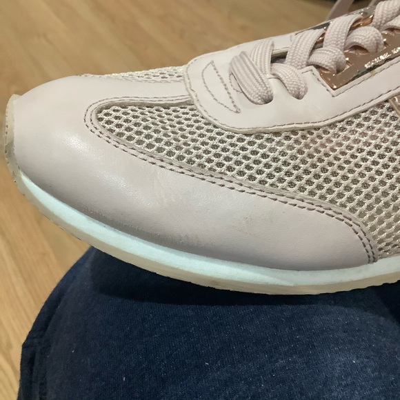 Michael Kors sneakers - Picture 4 of 5